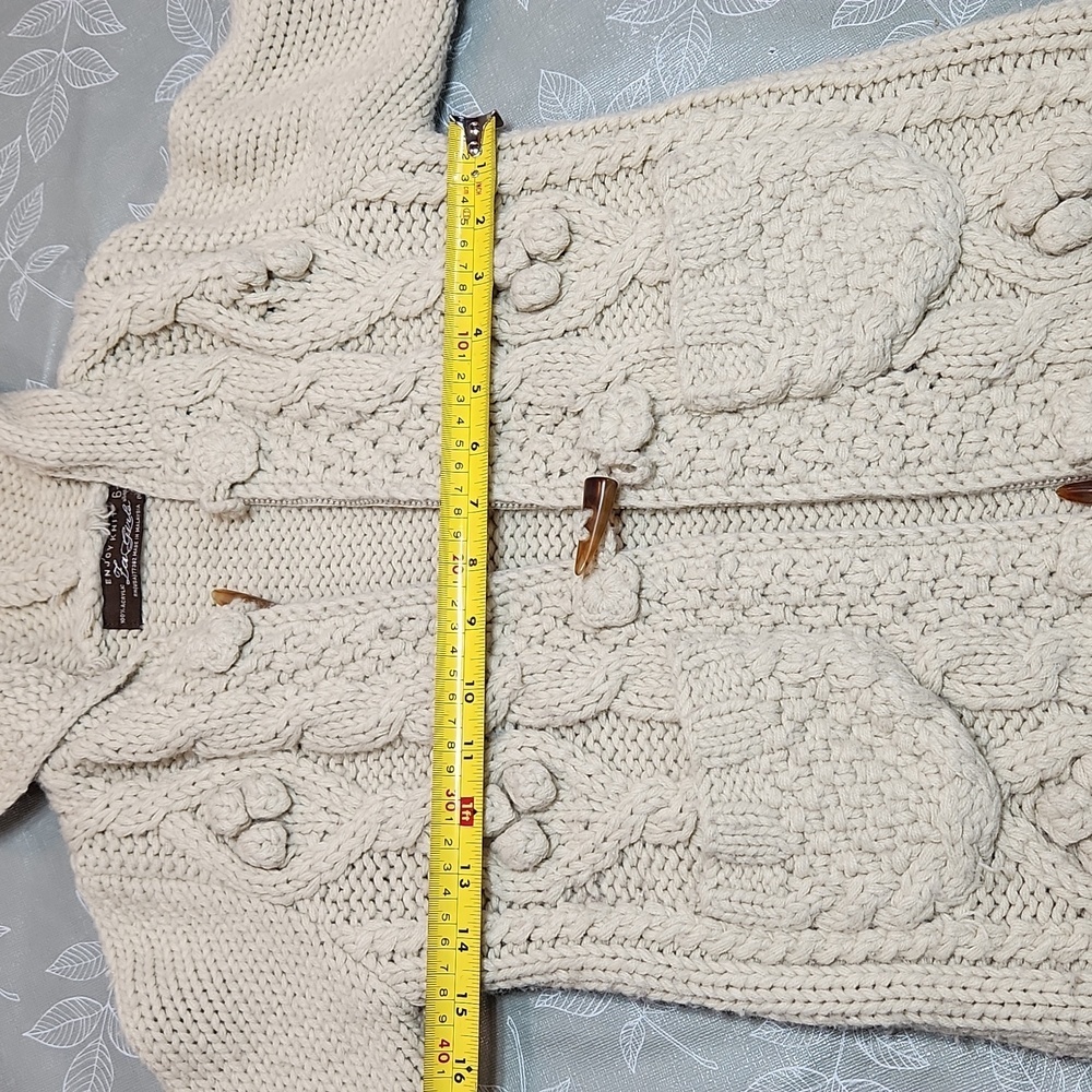 Children's Knitted Sweater - Picture 3 of 11